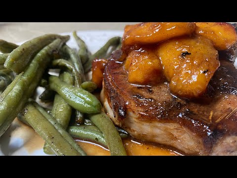 Delicious Baked Pork Chops with Caramelized Peaches / Twisted Mikes