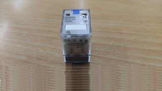 Nút test trên relay có tác dụng gì ?