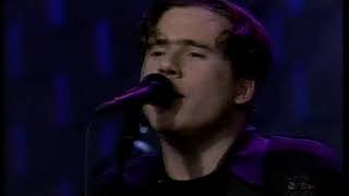 Jimmy Eat World - The Middle (live on Conan O'Brien)