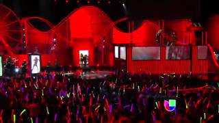 Jencarlos Canela y J Balvin con 'Tu sombra' en Premios Juventud