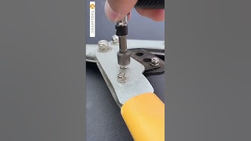 Practical socket bit set