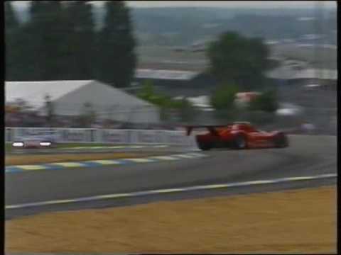 1998 - Le Mans - Gianpiero Moretti spins at Dunlop...
