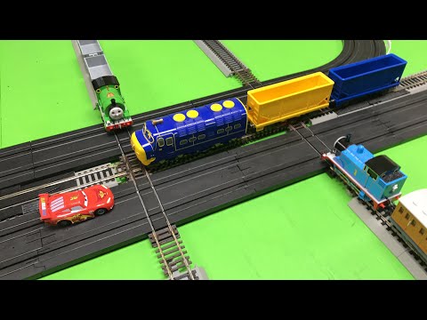 Building a New Train Layout - Running 3 Trains Chuggington & Thomas ... Building a New Train Layout - Running 3 Trains Chuggington & Thomas ...
