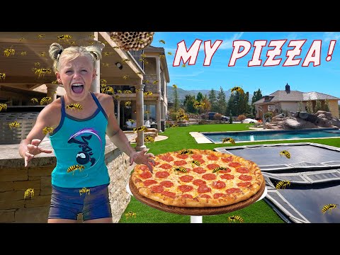 Wasps invade our PIZZA PARTY!