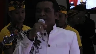 LIVE CUCAK ROWO DIDI KEMPOT FEAT PAOLUS HADI & CAMPUR SARI LIVE CUCAK ROWO DIDI KEMPOT FEAT PAOLUS HADI & CAMPUR SARI