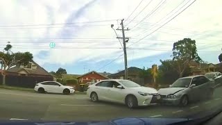 Aussiecams - Kind Gesture Turns Into Chaos — Dashcam Catches It All!