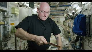 Water pin pong in Space shuttle #shorts #spaceexploration #nasa