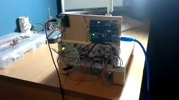 CNC v0.2 (Arduino + CD-ROM stepper) - Rose drawing