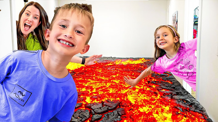 Ivy & Levi Play Floor Is Lava In Our NEW HOUSE!