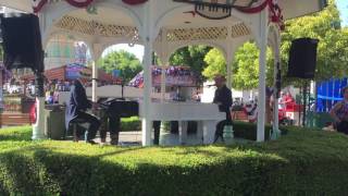 Dueling pianos at California's Great America! Men VS. Women!