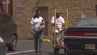 Hurricane Laura evacuees frustrated after being asked to leave Houston hotels