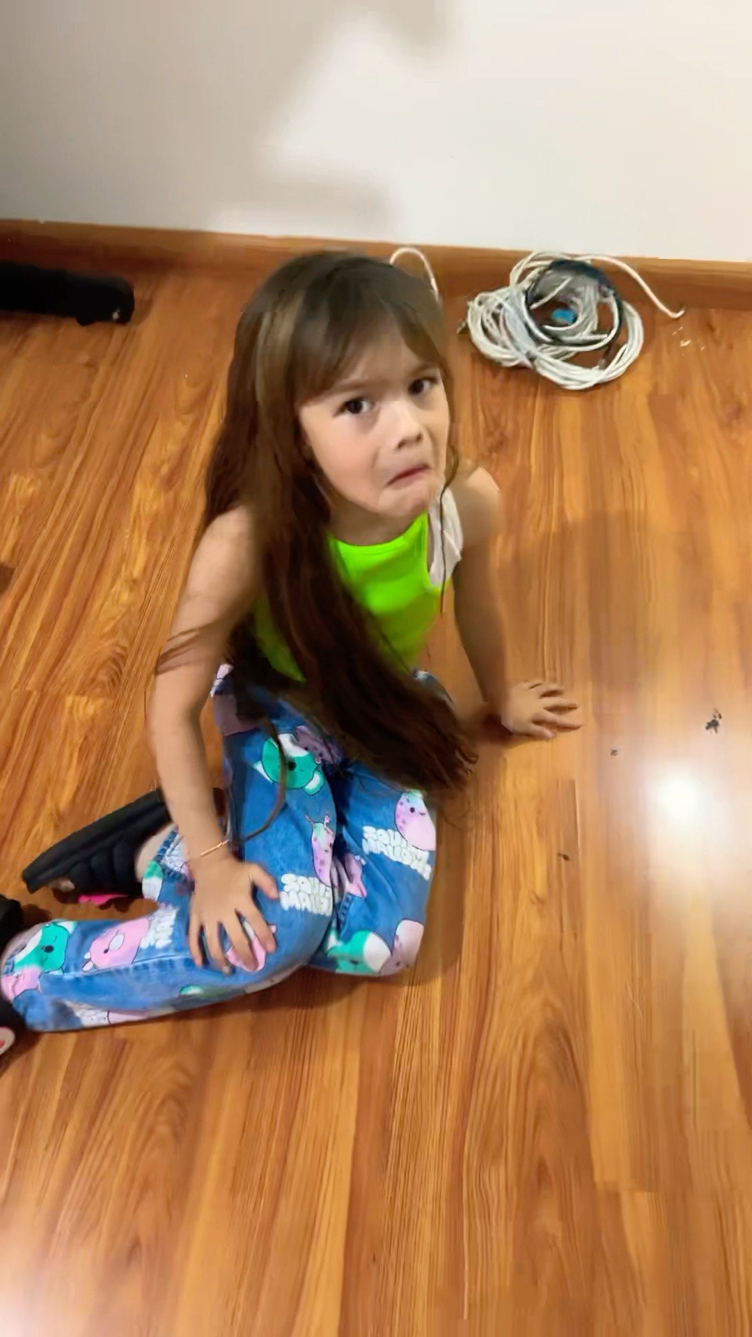 TE DIJE QUE TE IBAS A CAER #humor #cosasdefamilia #comedia #shortviral