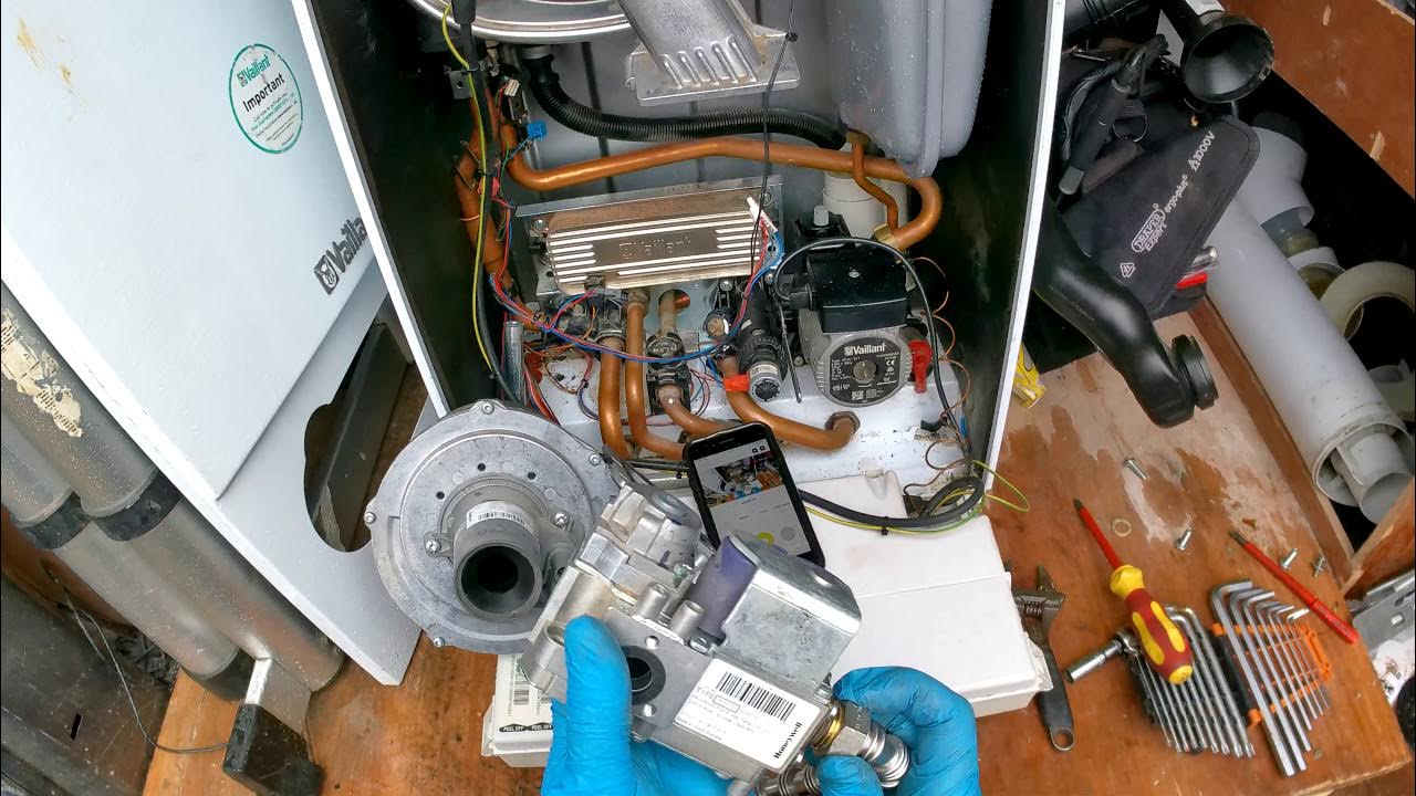 Vaillant EcoTec Pro How To Change The Gas Valve (F26 / F28 / F29