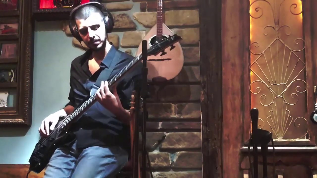 Με το τραγούδι με το κρασί - Σπύρος Παπαδόπουλος - #spirossarai #papazoglou #livemusic