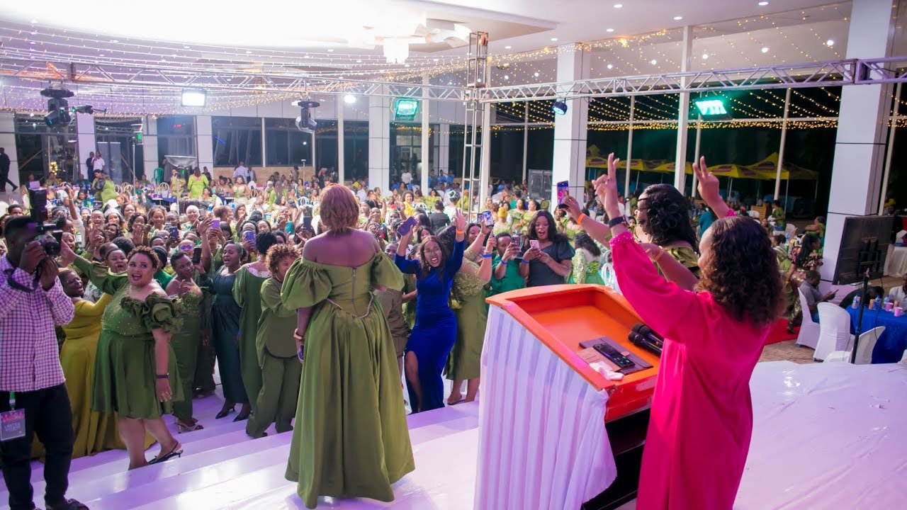 Sikiliza madini  ya  Pastor Rose Shaboka  