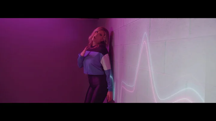 Kim Beyer - Waiting Room (Official Music Video)