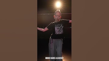 Thumbnail of HYERICA ChoreographyㅣSasha Keable - WhyㅣMID DANCE STUDIOㅣ#shorts