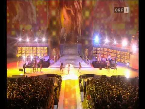 Beyoncé - Ring The Alarm / Deja Vu - Live World Music Awards