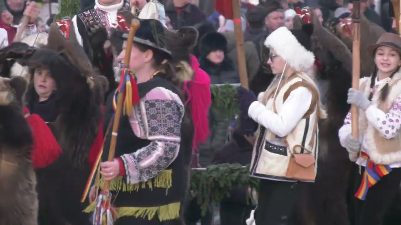 COMĂNEȘTI | URSUL DIN DOFTEANA