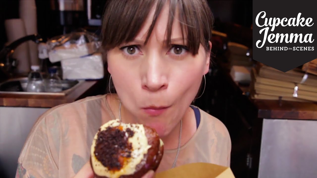 Carnaby Street Eats ft Johnny Cupcakes, Pizza Pilgrims, Stax & Crosstown Donuts | CupcakeJemma