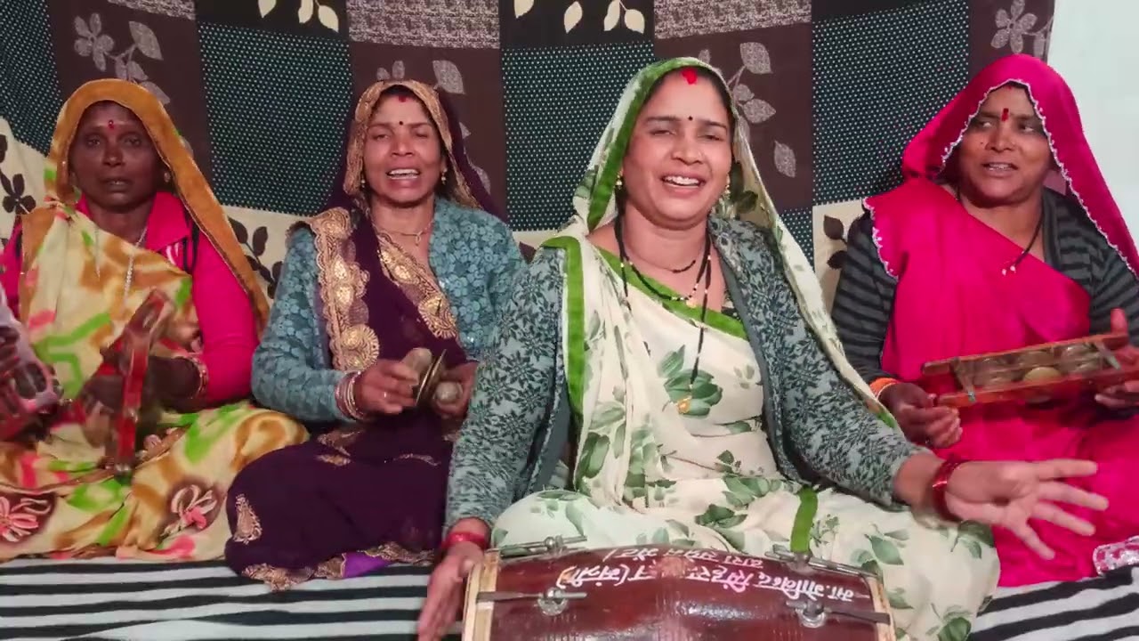 ऐसी काय लगालाई सारी भोला जानत नैया थे.......!!!🌸💞✨#बुंदेली #भजन #भोला 