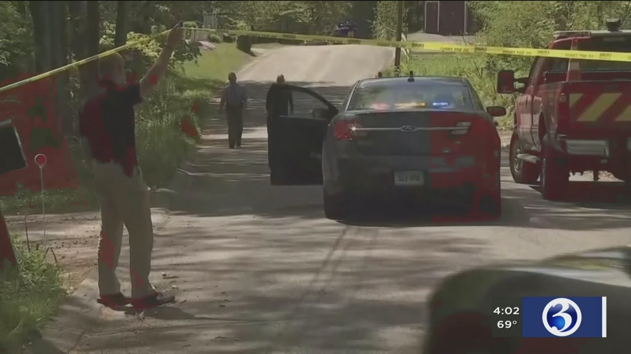 VIDEO: Search for CT double murder suspect continues - YouTube