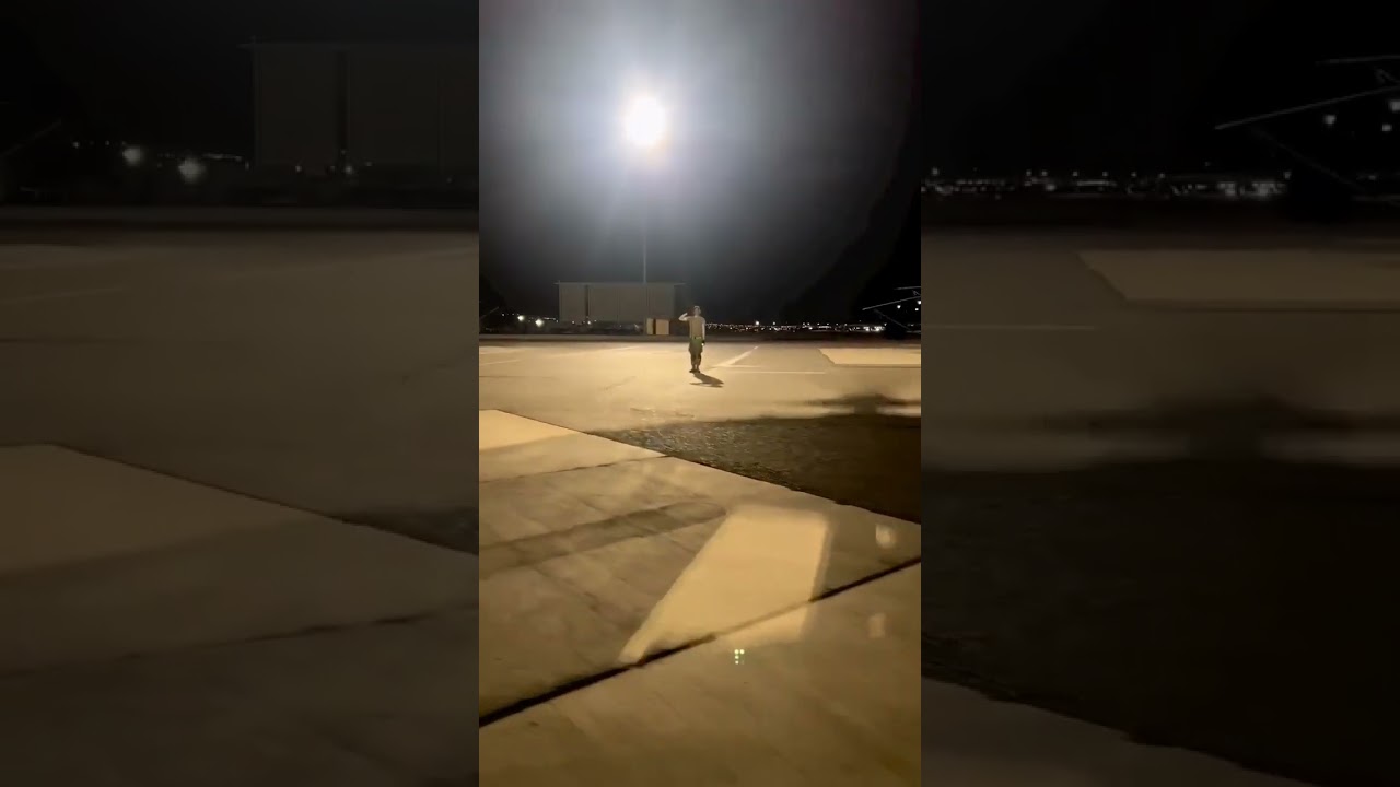 Night time flight 🌃🚁