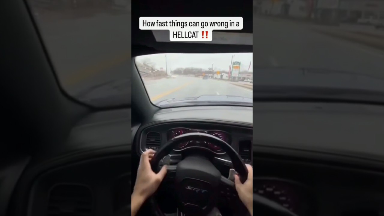 Dodge Charger Hellcat crashes after Hydroplaning 