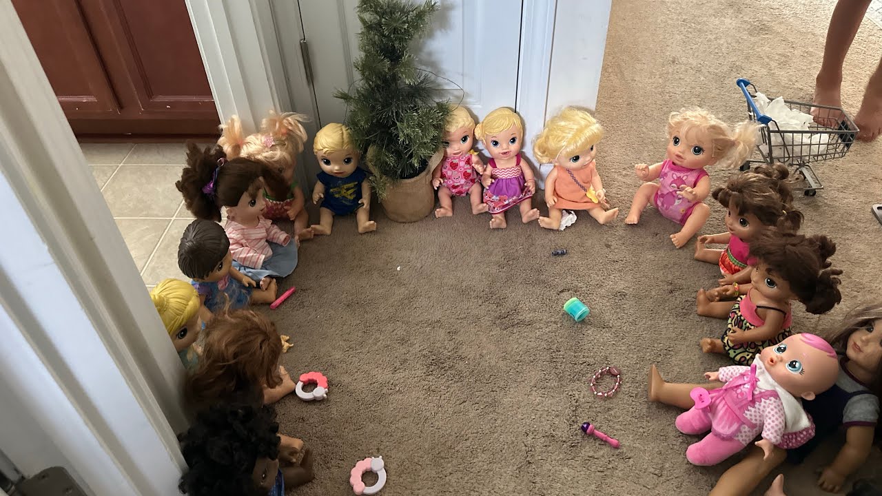 Baby Alive’s are opening Christmas presents