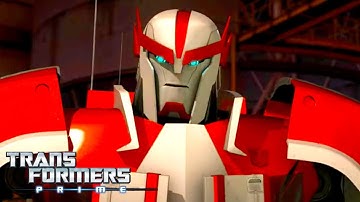Transformers: Prime | Ratchet Arrives! | Compilation | Animation | Transformers Official