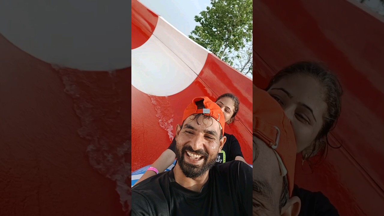 Bareilly water park me itna enjoy 😁