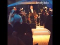 Halit Ergenc is singing At Engin and Beyza Hepileri's wedding party