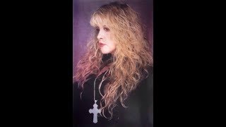 Stevie Nicks - Rhiannon (1994 Radio Show)