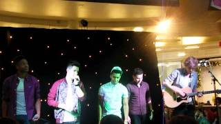 Cocnept singing a Very Merry Christmas on 18/11/12