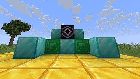 How to use the structure block in Minecraft