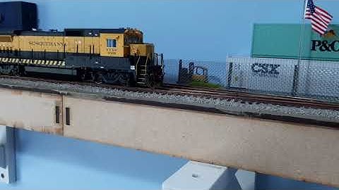 Atlas New York Susquehanna and Western Dash 8-40B HO scale
