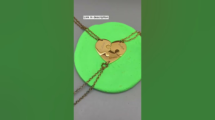 Matching best friend necklaces for 3