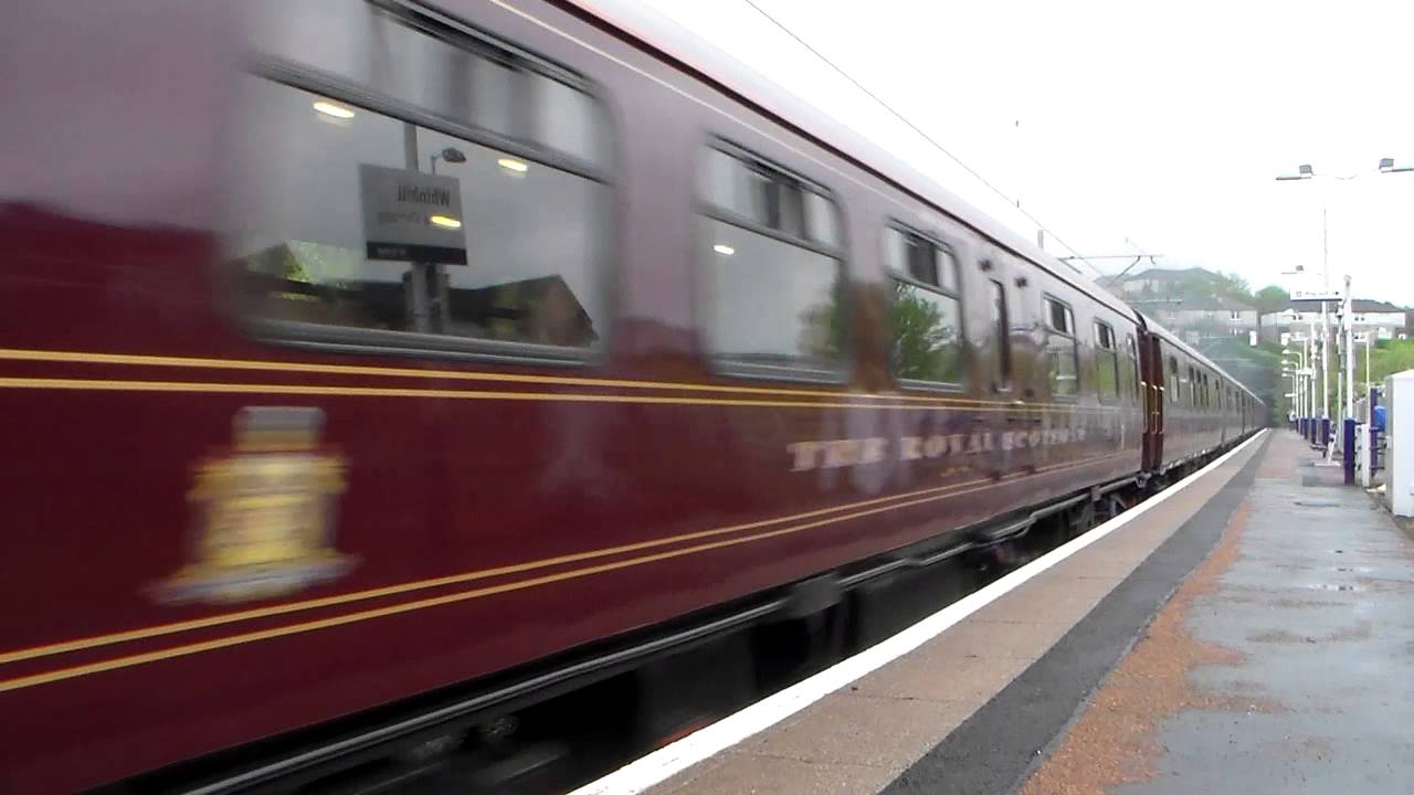 37518 powers through Whinhill