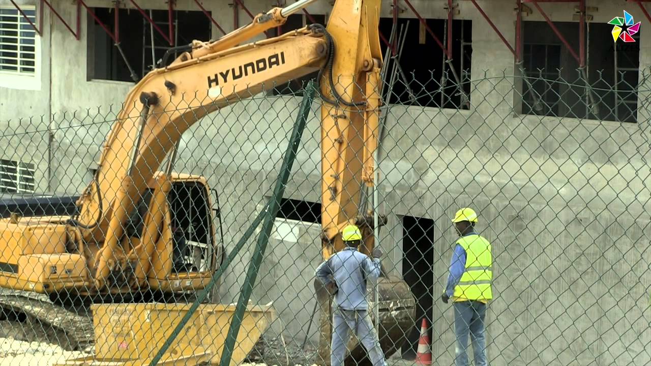 Présentation du projet de rénovation urbaine des Abymes, le RUZAB