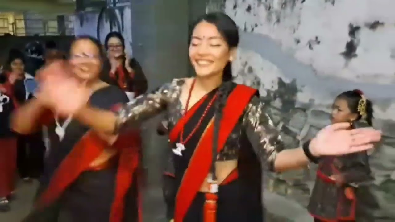 २०८०  देउसी भैलो