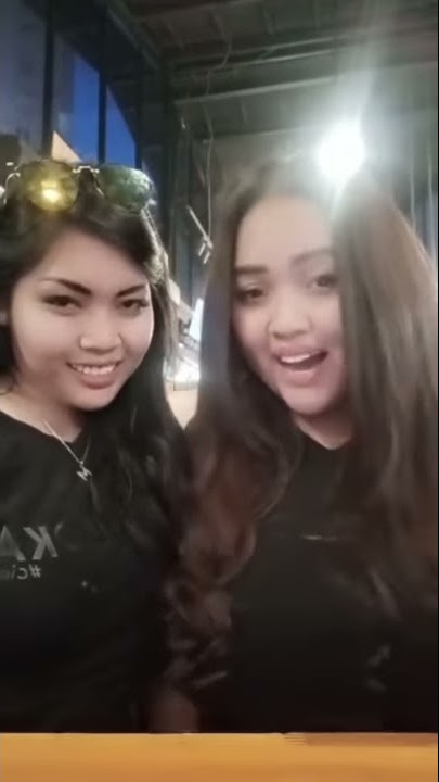 DUO SEMANGKA VARIOLA MAY & CLARA GOPA