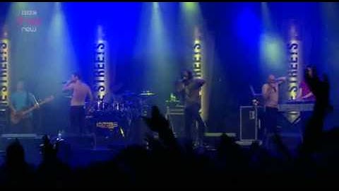 The Streets - Fit But You Know It & Going Through Hell Live at Reading Festival 2011