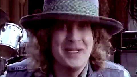 Slade - Run Runaway (RESTORED VIDEO)