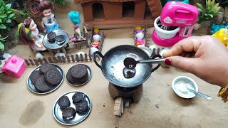 Miniature Oreo Biscuit 🍪 Dora cake recipe | Chocolatey Doracake recipe | Delicious and Soft Dorayaki