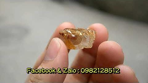 Tỳ hưu thạch anh tóc vàng bã mía ánh titan mạnh lại trong veo