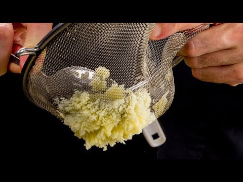 recette-simple-de-pommes-de-terre.-un-plat-qui-a-disparu-rapidement-de-l’assiette.-|-savoureux.tv