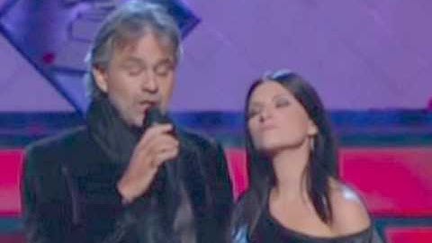 Laura Pausini y Andrea Bocelli  "Vive ya"