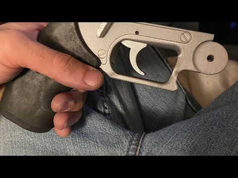 Construct n’ Review - Constructing Vash the Stampede (4/5) Vash Revolver by Traywick Designs