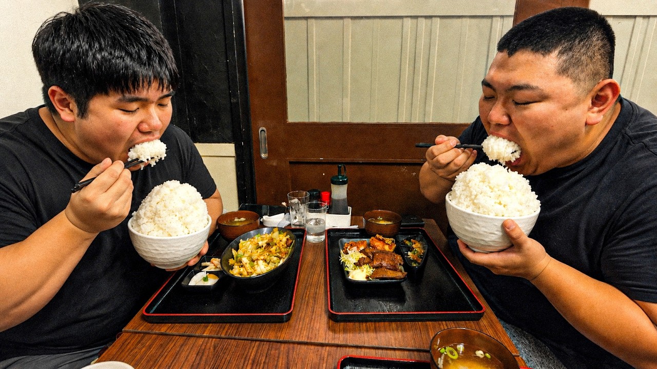 ７５０gの特大ご飯をぺろりと完食する働く男達だらけのデカ盛り食堂が凄い。