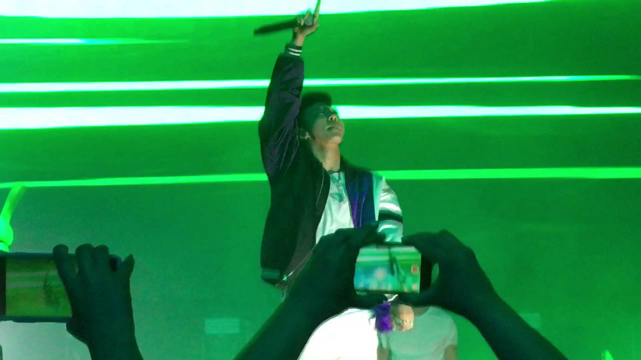 160417 - B.A.P - Hurricane + Badman @ Microsoft Theater LOE 2016 in LA